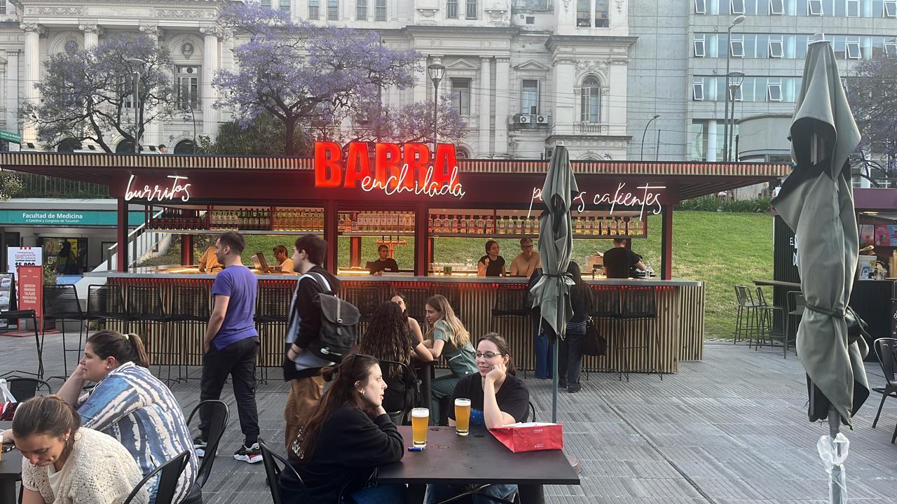 Barra Enchilada en Plaza Houssay